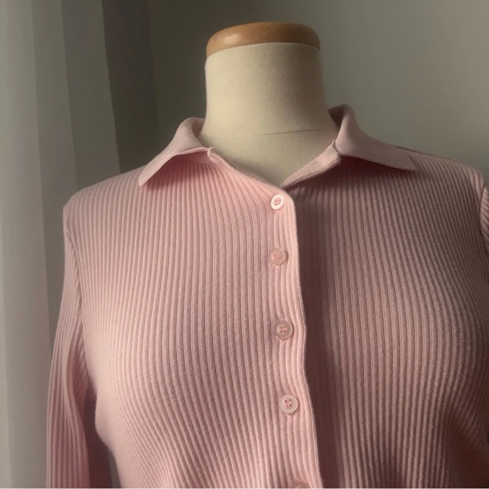 Pink Ribbed Button-Front Long Sleeve Top - Picture 3 of 5